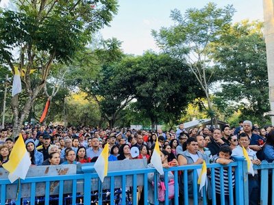 Miles celebran hoy a la Virgen del Paso de Itapé