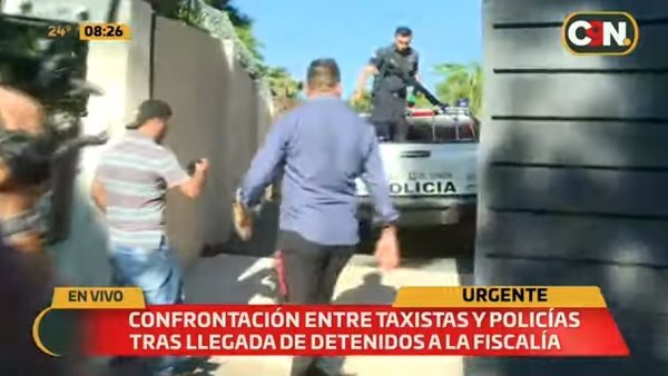 Taxistas exigen justicia ante presencia de sospechosos