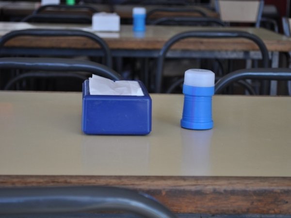 Prohíben que locales de comida de Limpio pongan la sal sobre la mesa