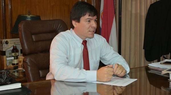 Euclides desplaza a afín de Villamayor, pone a “seccionalero ilustrado” y estaría en cuerda floja otro mimado del exministro - ADN Paraguayo