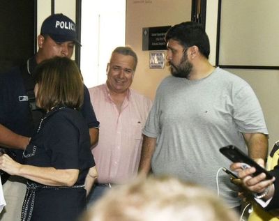 Suspenden audiencia preliminar para OGD porque la Fiscalía aún no remitió todas las pruebas al juez - Nacionales - ABC Color