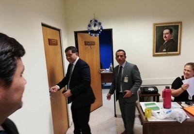 HOY / Comisión recomendará intervenir intendencia de Lambaré por malversación
