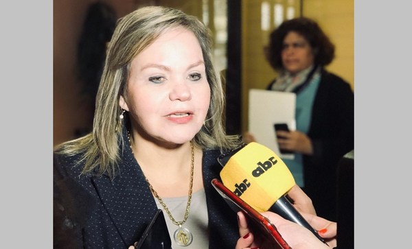 Lilian Samaniego culpa al canciller de “la peor crisis que hay en RR.EE.” - ADN Paraguayo