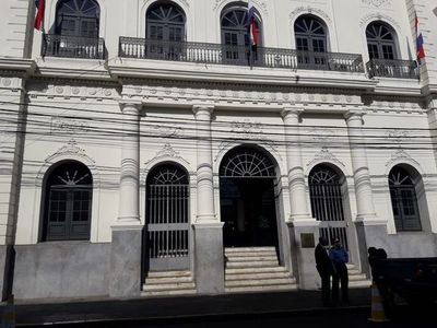 Diplomáticos en contra de la inclusión del 50% políticos en consulados » Ñanduti
