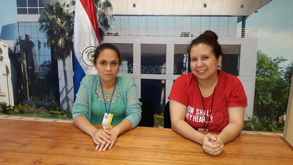 Trabajadoras sociales denuncian que no cobran desde septiembre
