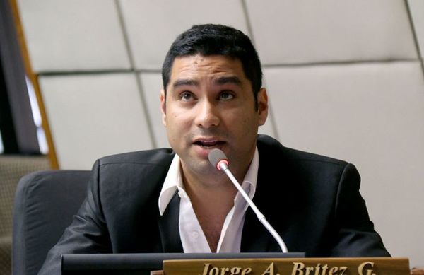 Diputado de Alto Paraná cuestiona pedido de pérdida de investidura de Quintana » Ñanduti