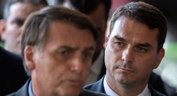 Investigan por corrupción al entorno del hijo de Jair Bolsonaro - ADN Paraguayo