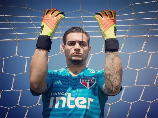 Sao Paulo estudia rescindir contrato de portero arrestado por maltrato