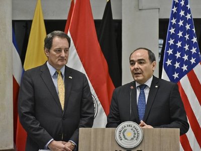 Embajador niega que FBI tenga oficina en Paraguay