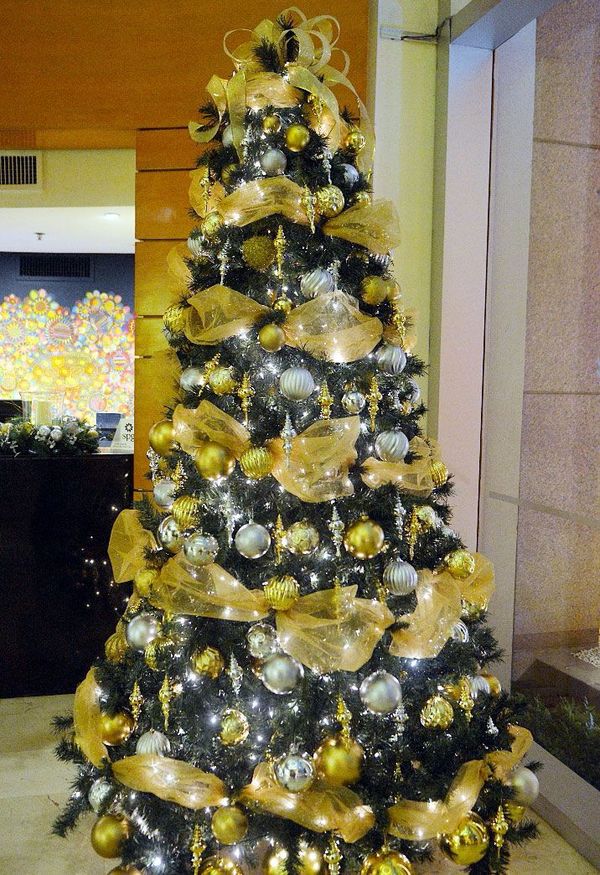 Luces navideñas: precaución para evitar percances en estas fiestas - Nacionales - ABC Color