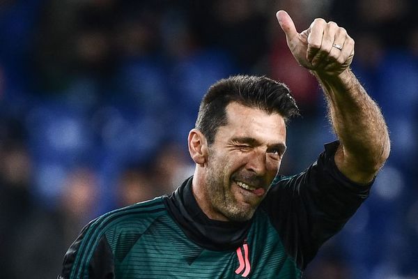 Buffon iguala el récord de Maldini - Fútbol - ABC Color
