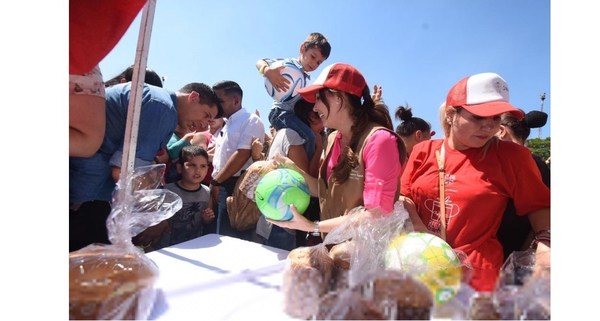 Oficina de la Primera Dama y la EBY llevarán un “Regalo de Amor” a niños de Misiones - Digital Misiones