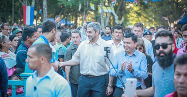 ¿Presi atrasó misa de la Virgen del Paso de Itapé?