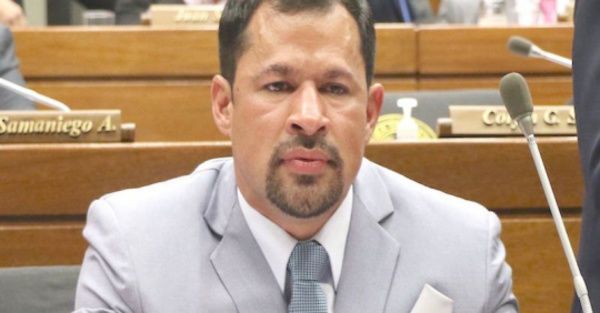 Le brindan un “respiro” al tema Ulises Quintana
