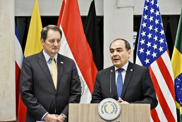 EE.UU. sigue investigando a paraguayos, dice McClenny - Política - ABC Color