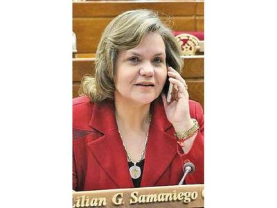 Lilian dice que ministro miente y que lo probará