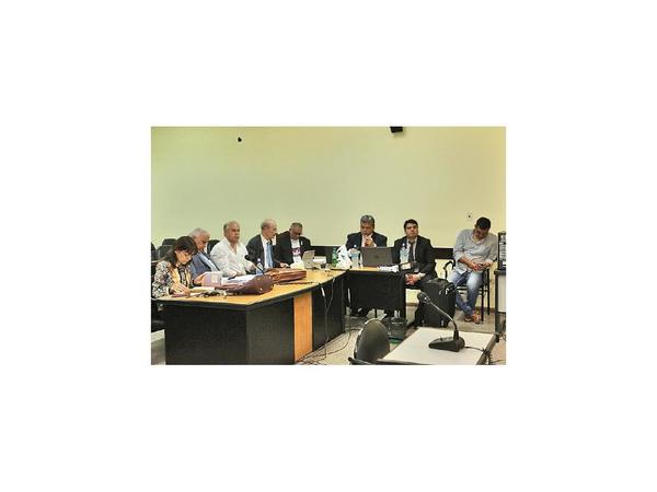 Fiscalía se ratifica en que Walter Bower torturó a policías