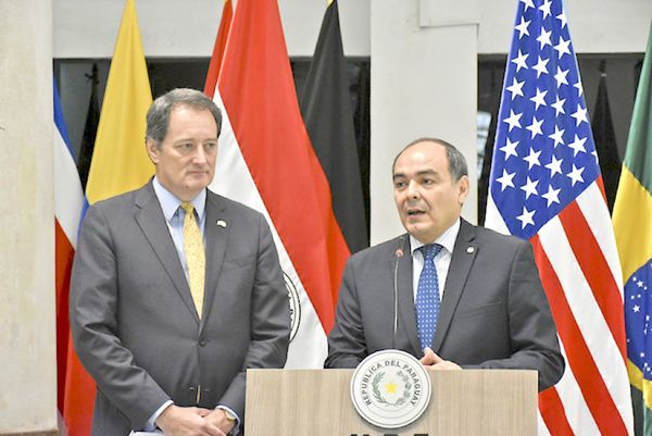 McClenny dice que el FBI en Paraguay es solo cooperación