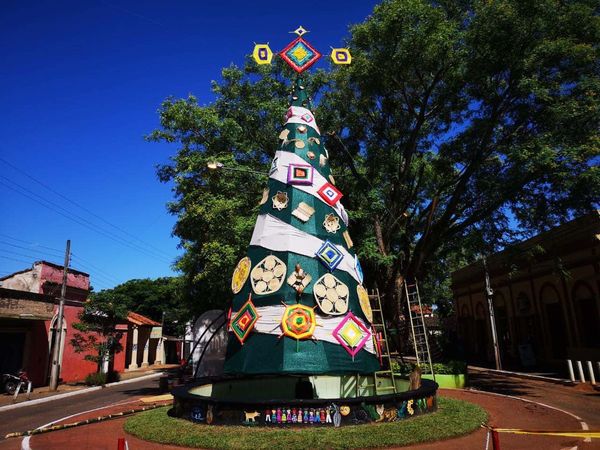 “Árbol del Alma” encendió ayer comunidad de Ybycuí