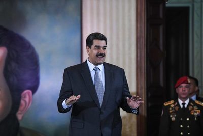 Maduro propone un acuerdo por deuda