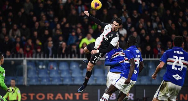 El brutal y majestuoso salto de Cristiano Ronaldo