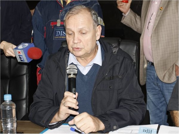 Mario Ferreiro habla de "aprietes políticos" tras allanamiento a Comuna de Asunción