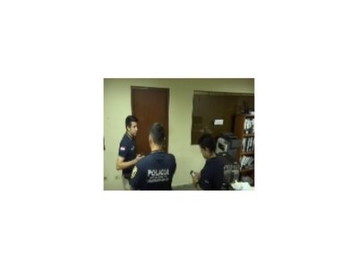 Allanan oficina de Mario Ferreiro en la Municipalidad de Asunción