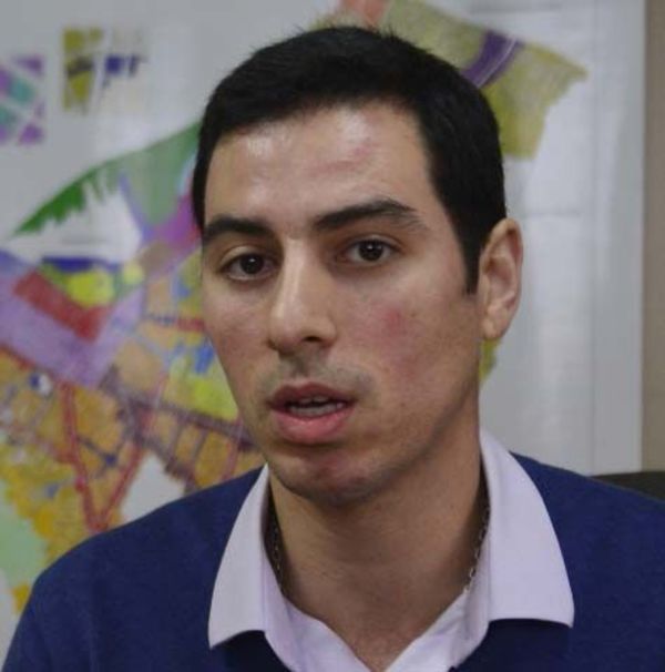Grau:"La gente le retiró su confianza a Mario Ferreiro por eso no lo defienden” » Ñanduti