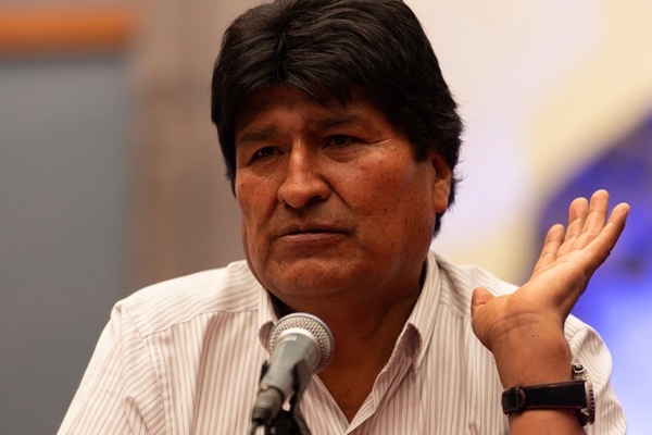 Evo Morales rechaza la orden de arresto porque, afirma, sigue siendo presidente de Bolivia | .::Agencia IP::.