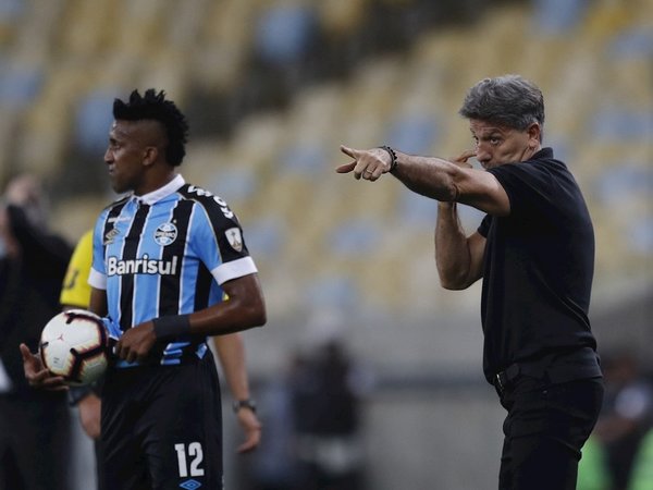 Renato Gaúcho renueva una temporada más con Gremio