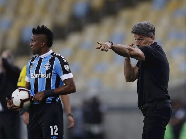 Renato Gaúcho renueva una temporada más con Gremio