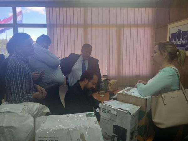 Solicitan sesión extraordinaria para tratar intervención del municipio asunceno