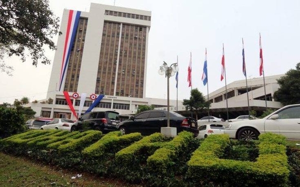 HOY / Tras explosión de la "bomba" la comuna de Mario se "pone a disposición" de la fiscalía