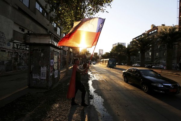 Chilenos podrán decidir si quieren una nueva Constitución » Ñanduti
