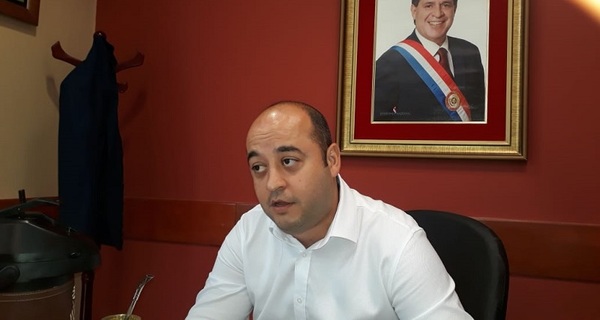 Instan a Benigno López cortar privilegios en Hacienda