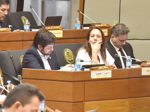 Rocío Casco ataca a Camilo Soares tras su imputación
