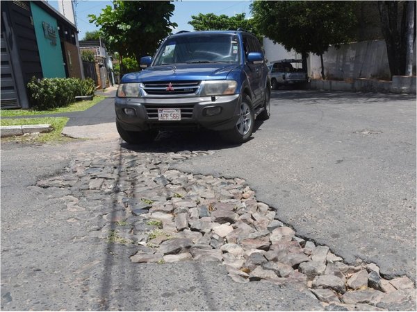 Contrataciones Públicas califica de irregulares las obras de Lambaré