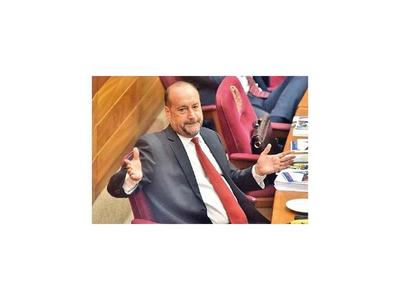 Funcionarios del Congreso trabajarán solamente seis horas