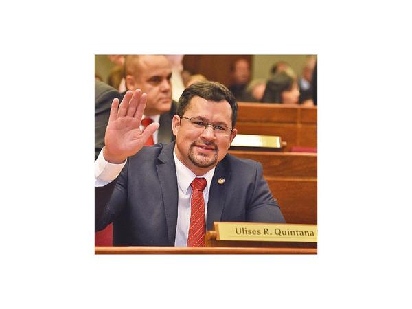 Diputado sostiene que se quebranta su derecho constitucional a la defensa