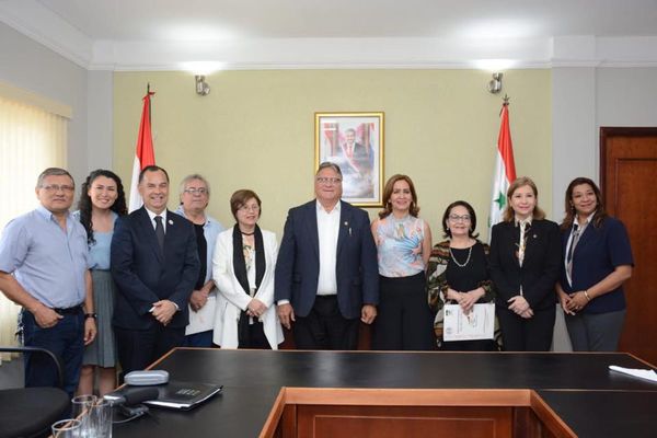 Premio literario de Caaguazú falla hoy