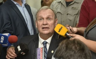 Mario Ferreiro presenta renuncia a la intendencia de Asunción