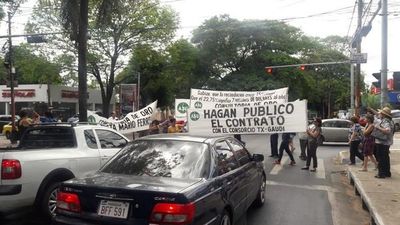 Pese a renuncia de Ferreiro, insistirán en intervenir la Intendencia - Nacionales - ABC Color