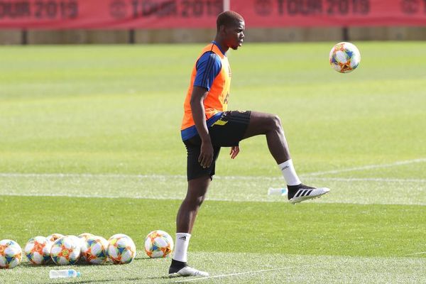 Solskjaer afirma que Pogba no saldrá del United en enero - Fútbol - ABC Color