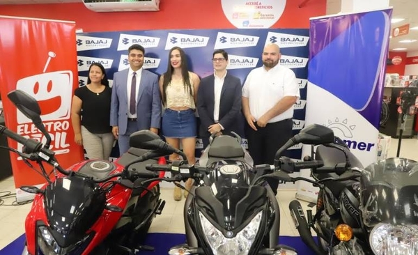 HOY / Electrofácil recibe a la marca Bajaj, líder mundial en motos