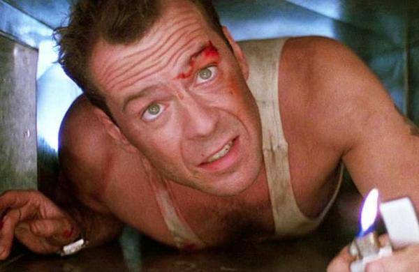 Los obstáculos que Bruce Willis debió sortear para protagonizar 'Duro de Matar' - SNT