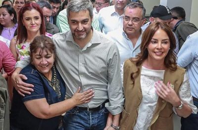 Abdo Benítez asegura que seguirá aguantando que le "peguen"