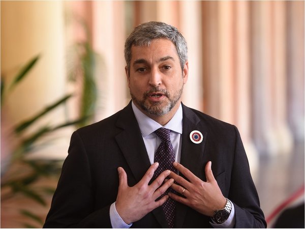 Mario Abdo pide una clase política "unida y reconciliada" para el 2020