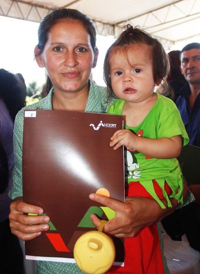Indert concedió 1.400 títulos de propiedad