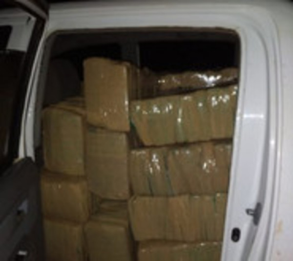 Abandonan 759 kilos de marihuana  - Paraguay.com