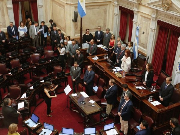 Senado argentino convertirá en ley el proyecto de emergencia económica